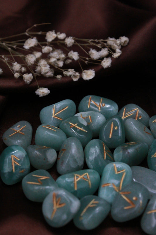 Runes divinatoires
